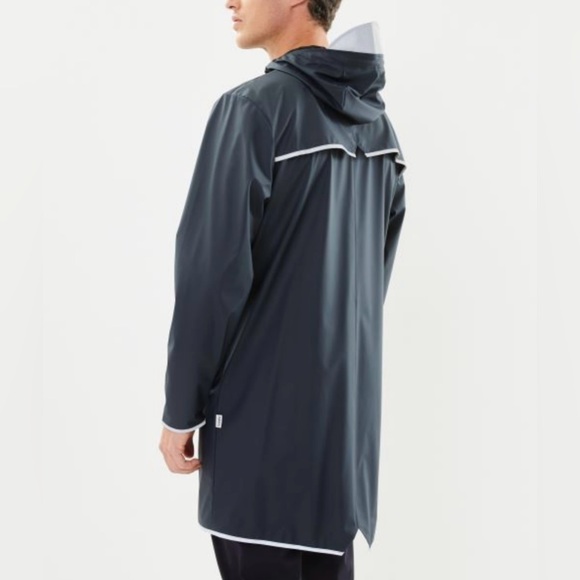 RAINS NWT Men’s Black long reflective Rain coat, size LG. pockets. Arm Venting - Picture 3 of 11